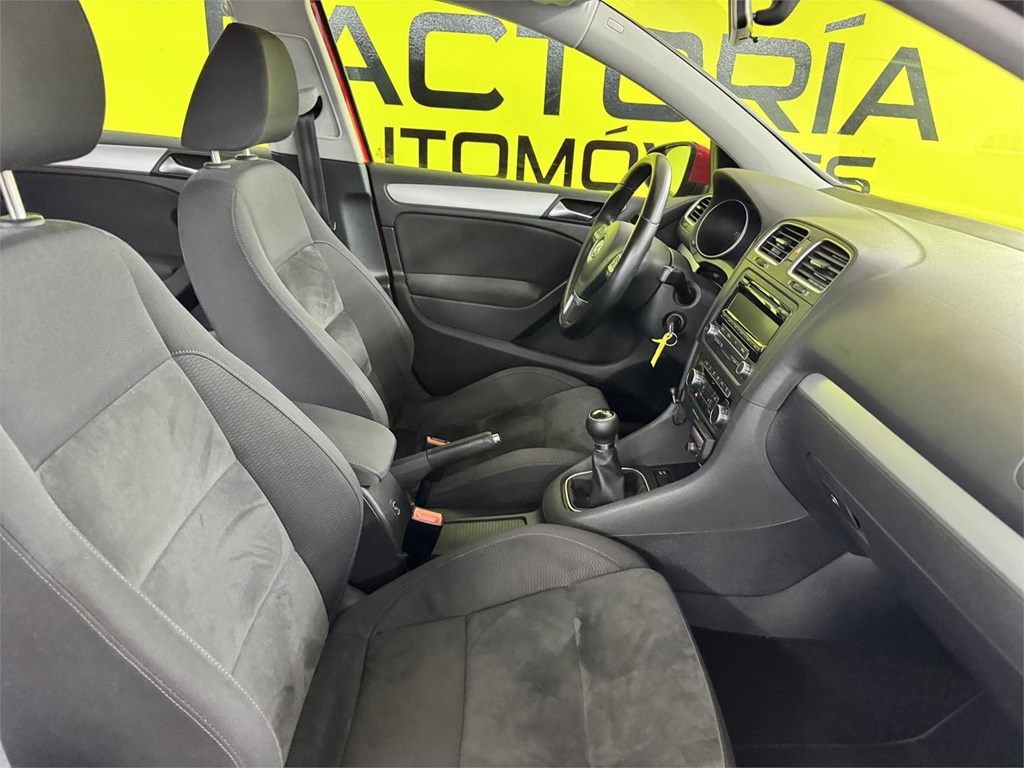 Foto 28 VOLSKWAGEN GOLF