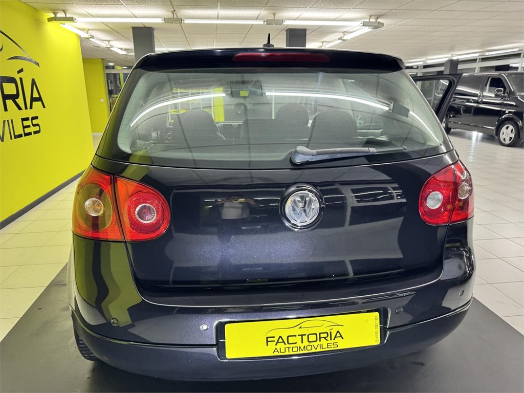 Foto 24 VOLSKWAGEN GOLF