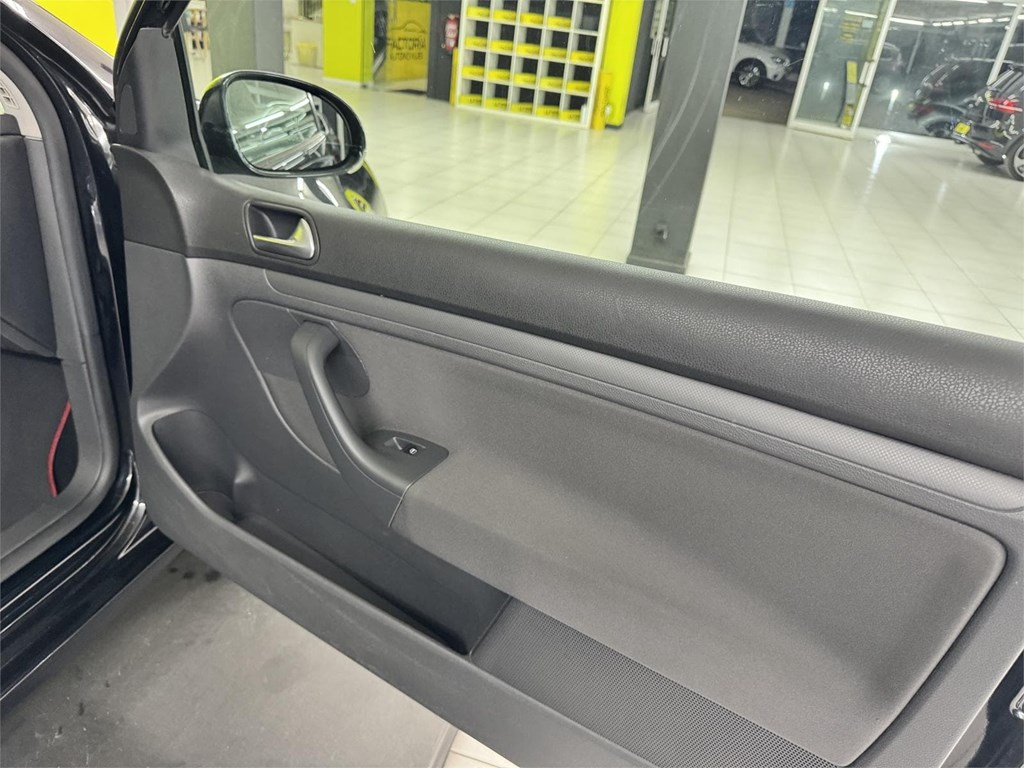 Foto 28 VOLSKWAGEN GOLF