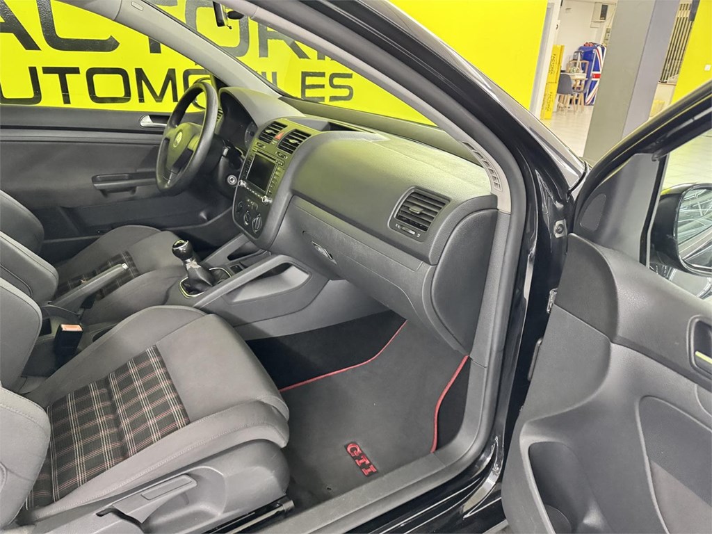 Foto 29 VOLSKWAGEN GOLF