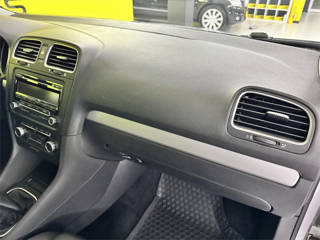 Foto 23 VOLSKWAGEN GOLF