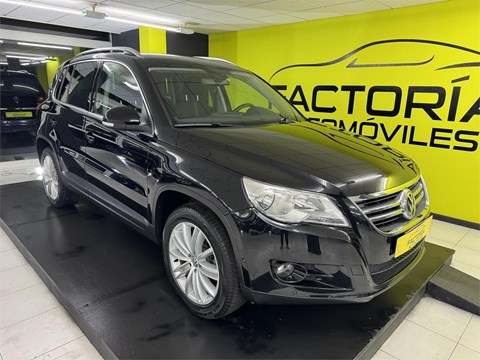 VOLSKWAGEN TIGUAN