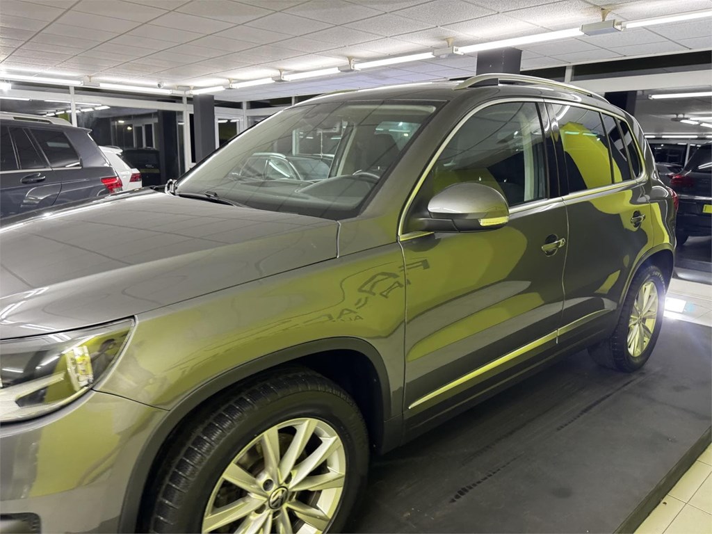 Foto 10 VOLSKWAGEN TIGUAN