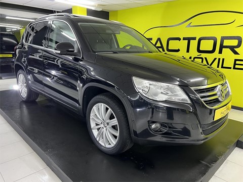 VOLSKWAGEN TIGUAN 