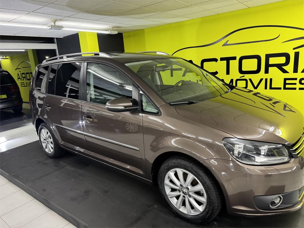 Foto 10 VOLSKWAGEN TOURAN