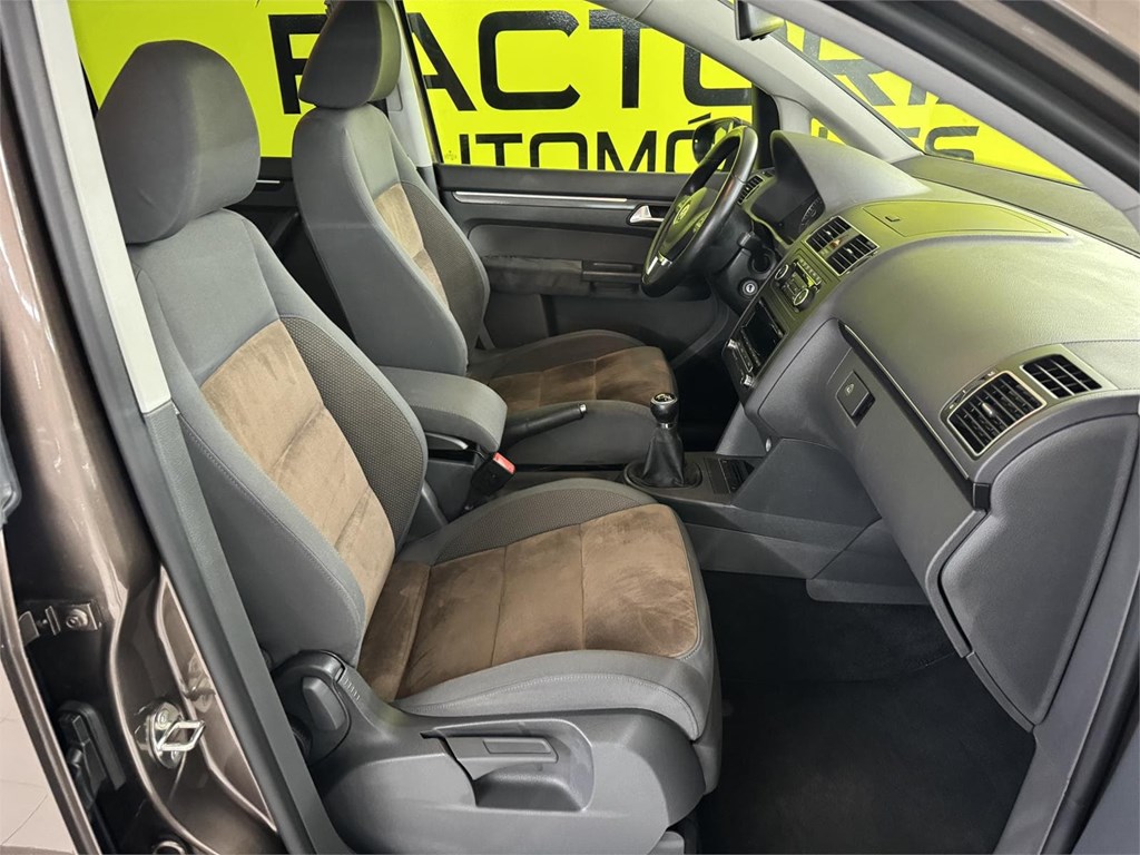 Foto 16 VOLSKWAGEN TOURAN