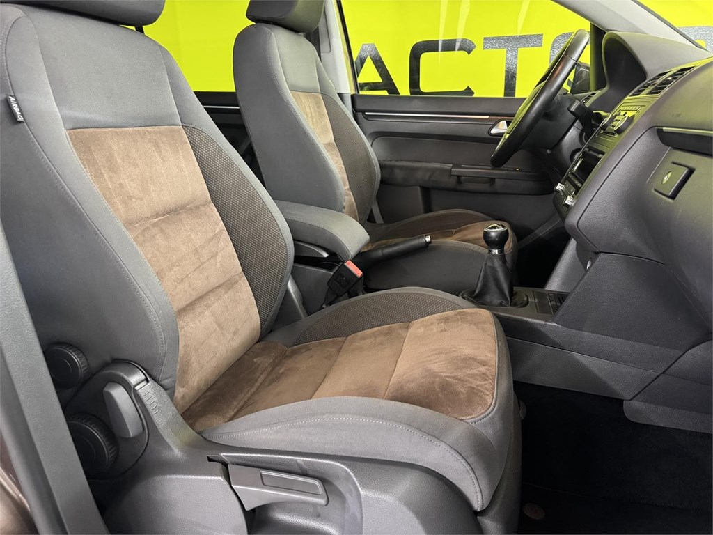 Foto 17 VOLSKWAGEN TOURAN