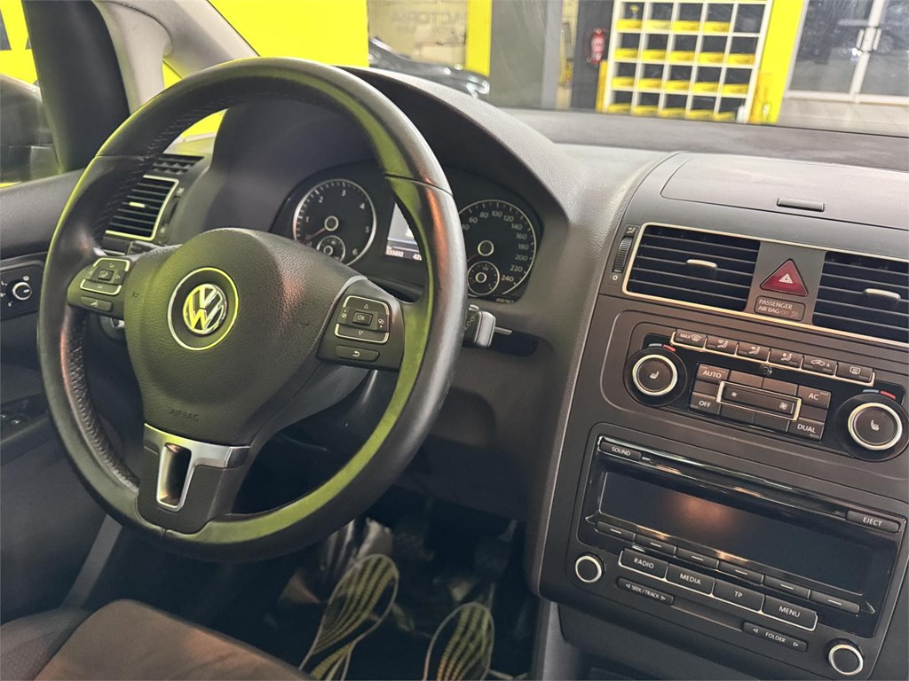 Foto 20 VOLSKWAGEN TOURAN