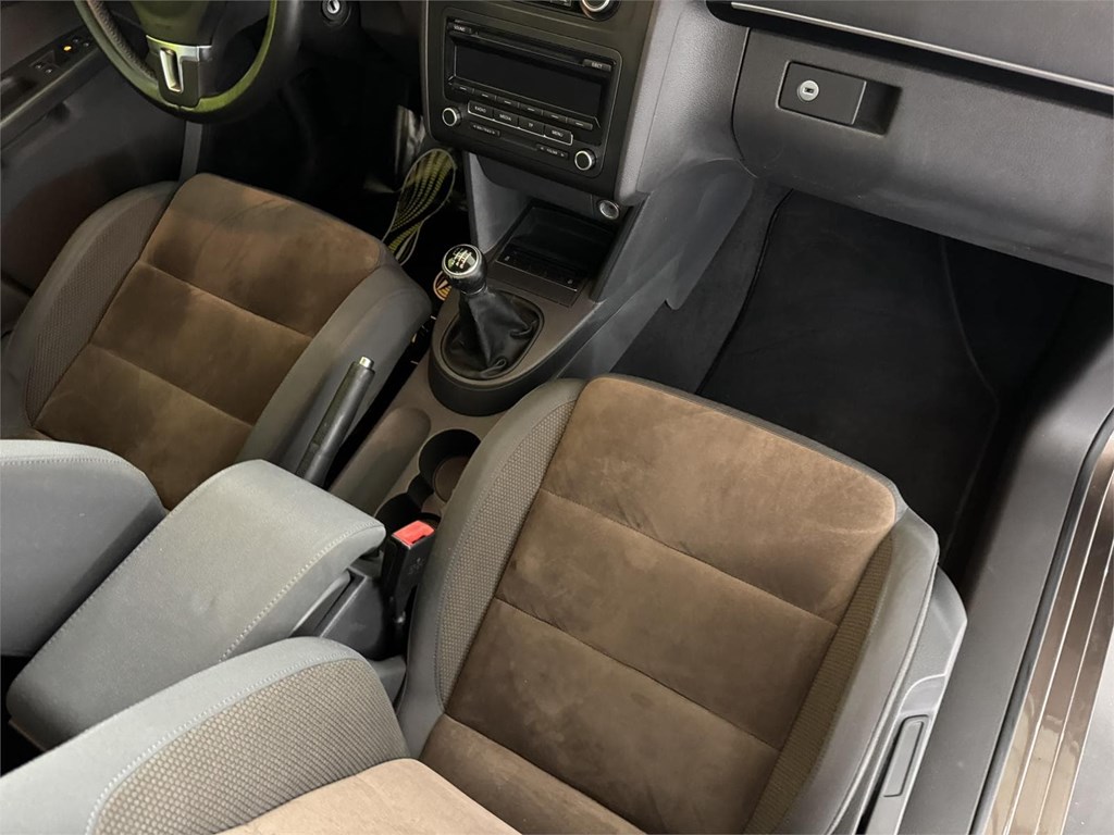 Foto 24 VOLSKWAGEN TOURAN