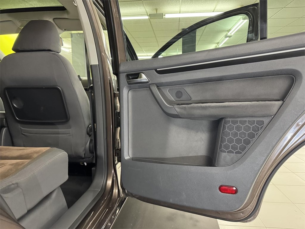 Foto 25 VOLSKWAGEN TOURAN