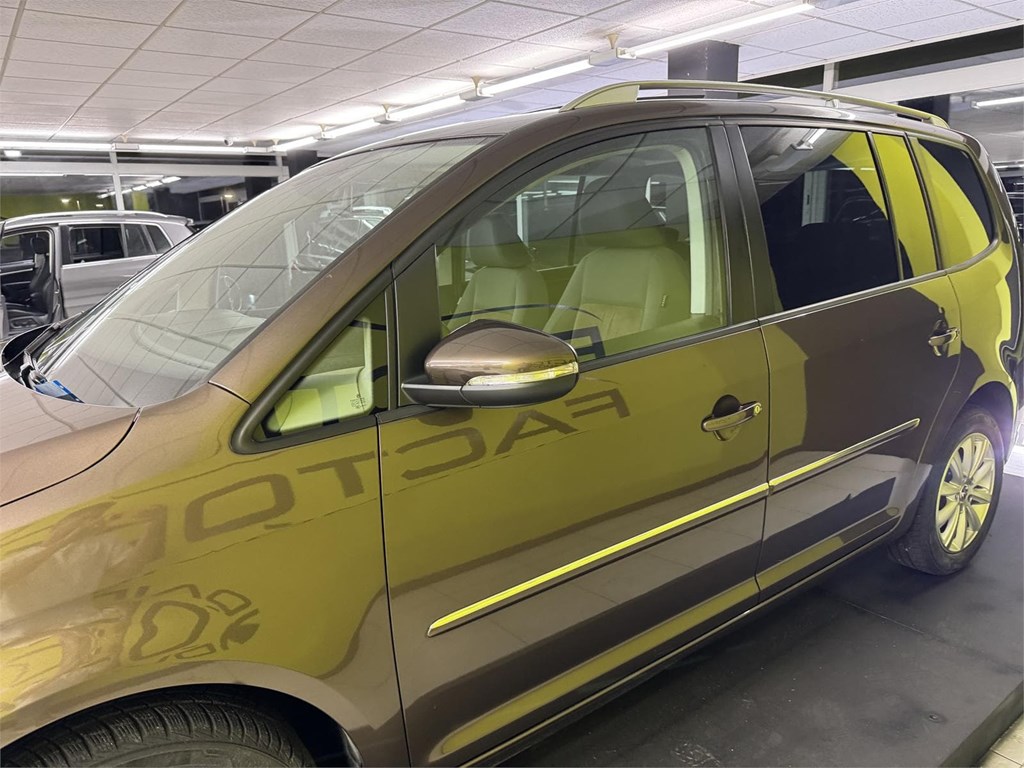 Foto 7 VOLSKWAGEN TOURAN