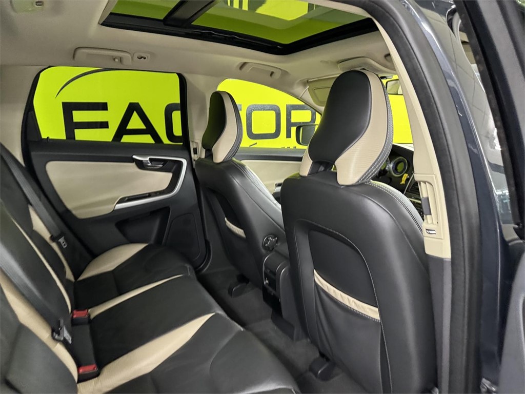 Foto 21 VOLVO XC60
